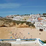Favorite At Senhora Da Rocha فيلة