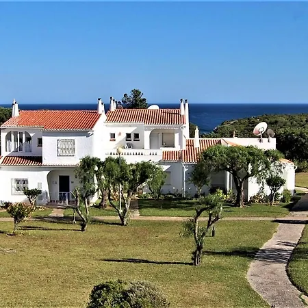 Villa Favorite At Senhora Da Rocha *